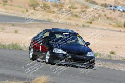 media/Oct-01-2022-Team Topak Racing (Sat) [[f860fb51be]]/2-Inter Low 2/session 2 turn 11/
